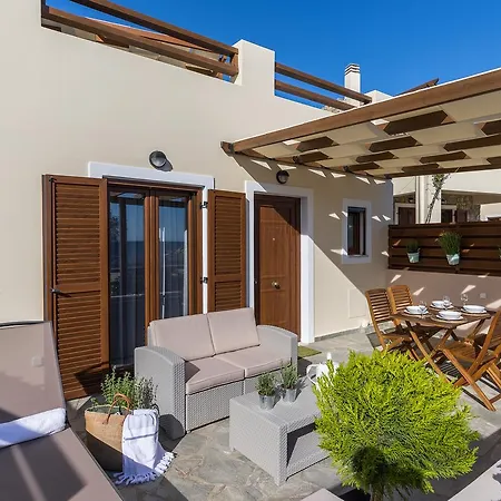 Syra Bay Mégas Yialós-Nítes