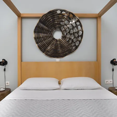 Syra Bay Mégas Yialós-Nítes