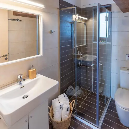 Syra Bay Holiday home