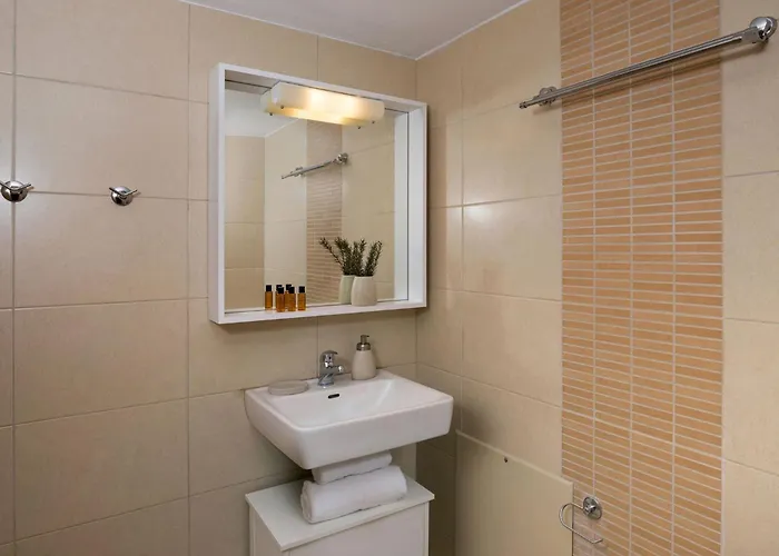 Semesterbostad Syra Bay